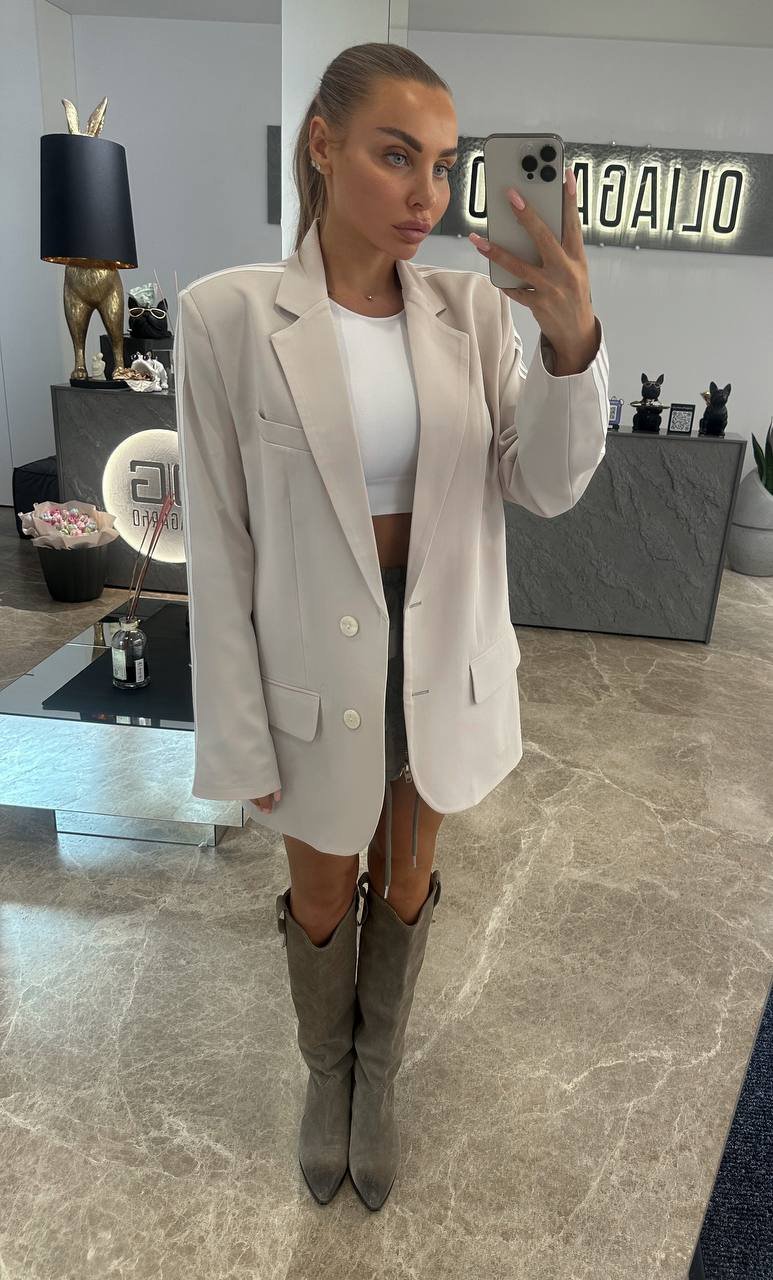 photo_2023-10-0302.00.58