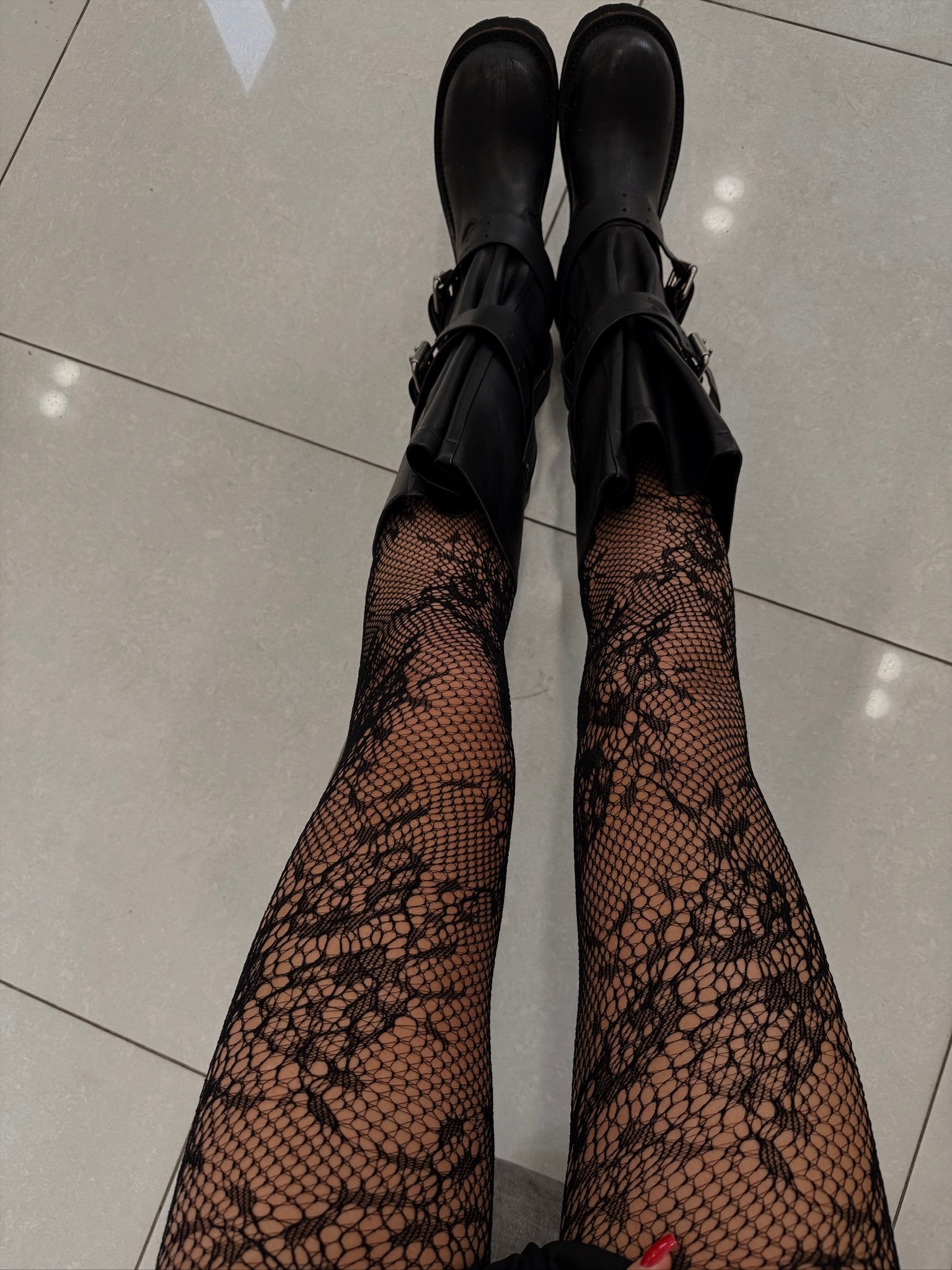 0520C950-E404-48C9-A437-90006DD041D5